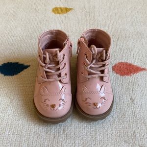 Light pink kitty boots size 4 toddler